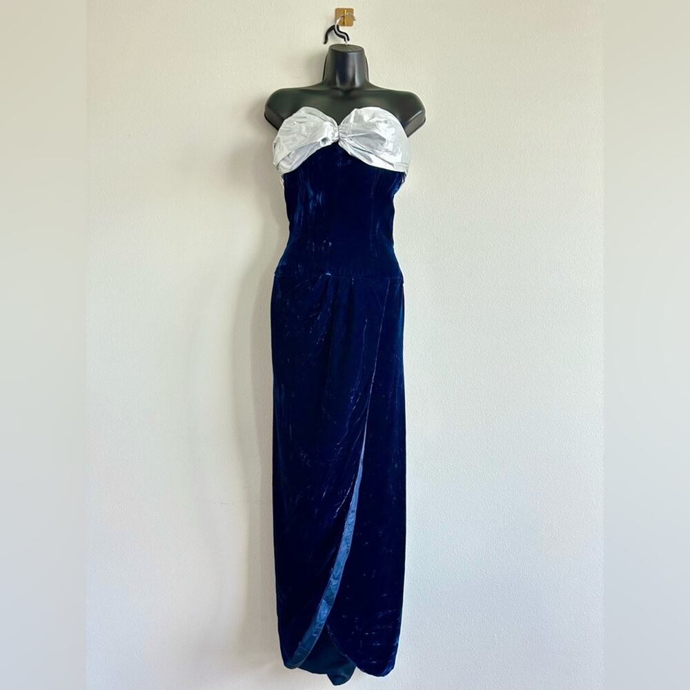 Vintage 80s Victor Costas Strapless Blue Velvet Gown Silver Lamé Bodice Size 8